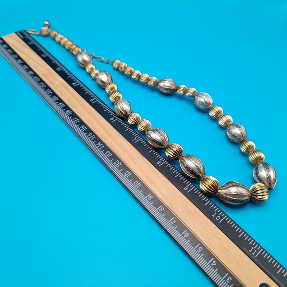 Vintage Japan Art Bead Necklace, 1950s Jewelry, 22" - Picture 7 of 11